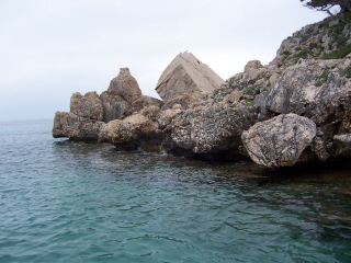 Golfo di Orosei-kolem je průhledné moře.jpg